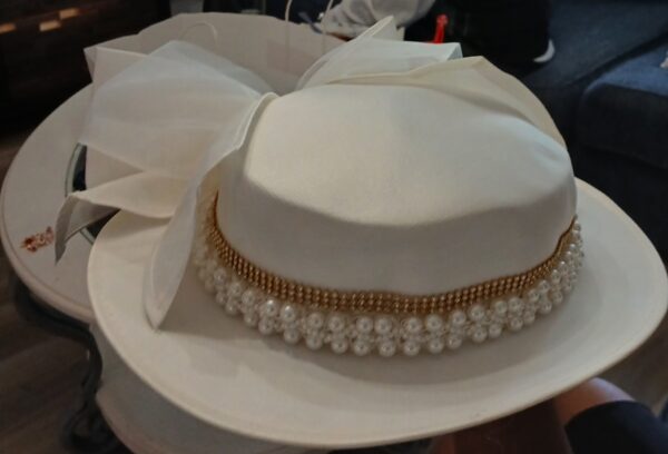 Bridal Fascinator Elegant Party Hat - Image 2