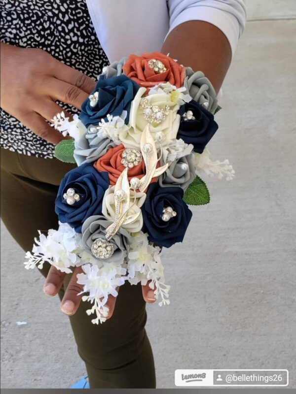 BelleThings Straight Bridal Corsage - Image 3