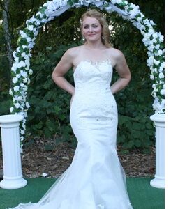 Rhinestone Sweetheart Cut Simple Fitted Wedding Dress