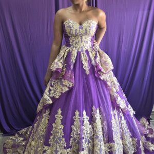 Sweetheart- Elegant Sleeveless Classic Sweet 16 Gown